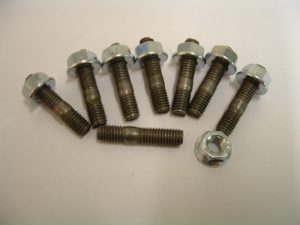 Exhaust studs steel, all 4 cylinder models