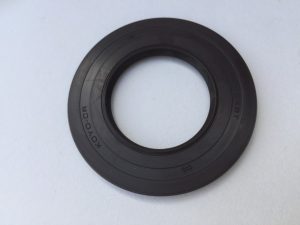 Gearbox Output seal 675, 765, Bonneville (Water cooled)