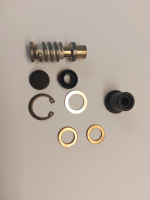 Clutch master cylinder seal kit