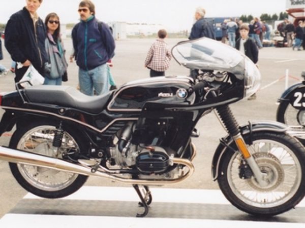 Avon AR 3 piece Sports Fairing and screen - Image 4