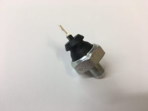 Oil Pressure Switch – Right Crankcase Behind Cylinders. Tiger 900, Thunderbird 900, Legend, Sprint Sport